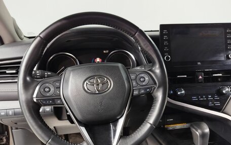 Toyota Camry, 2021 год, 3 977 000 рублей, 19 фотография