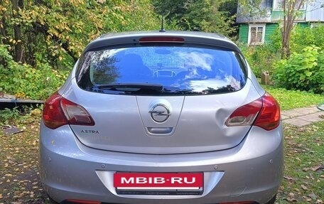 Opel Astra J, 2011 год, 760 000 рублей, 4 фотография