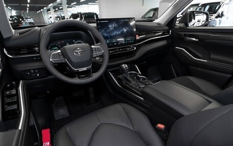 Toyota Highlander, 2026 год, 5 900 000 рублей, 7 фотография