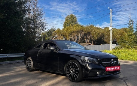 Mercedes-Benz C-Класс, 2019 год, 3 600 000 рублей, 3 фотография