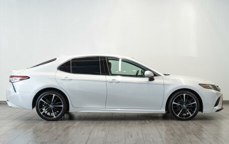 Toyota Camry, 2018 год, 2 249 000 рублей, 5 фотография
