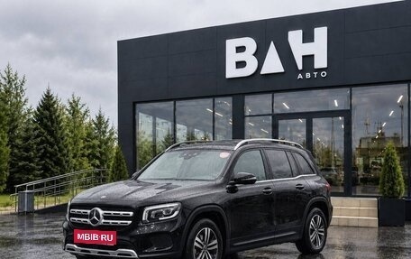 Mercedes-Benz GLB, 2021 год, 2 890 000 рублей, 1 фотография