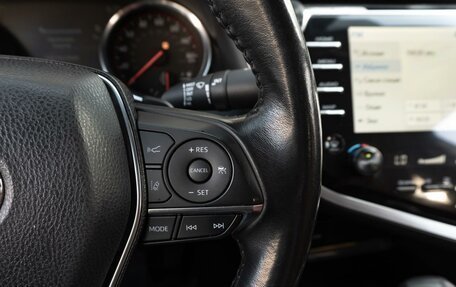 Toyota Camry, 2018 год, 2 249 000 рублей, 16 фотография
