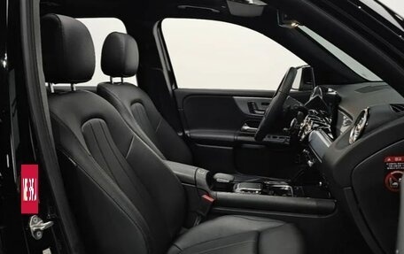 Mercedes-Benz GLB, 2021 год, 2 890 000 рублей, 10 фотография