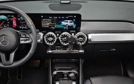 Mercedes-Benz GLB, 2021 год, 2 890 000 рублей, 7 фотография