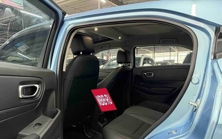 Honda Vezel, 2023 год, 1 559 000 рублей, 12 фотография