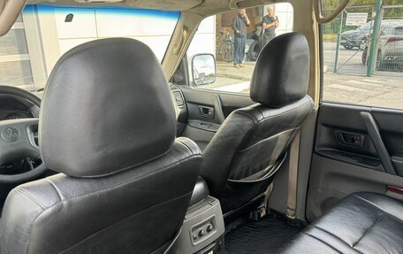 Mitsubishi Pajero III рестайлинг, 2003 год, 370 000 рублей, 11 фотография
