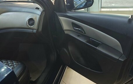 Chevrolet Cruze II, 2011 год, 529 000 рублей, 15 фотография