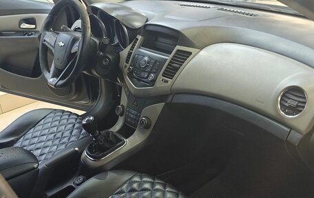 Chevrolet Cruze II, 2011 год, 529 000 рублей, 16 фотография