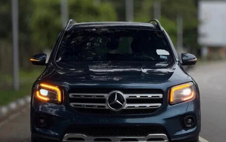 Mercedes-Benz GLB, 2023 год, 3 500 000 рублей, 1 фотография