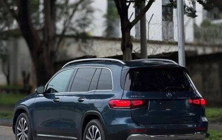 Mercedes-Benz GLB, 2023 год, 3 500 000 рублей, 5 фотография