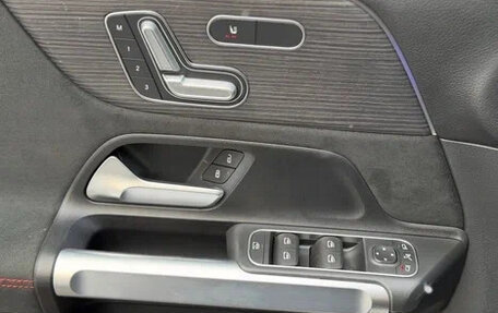 Mercedes-Benz GLB, 2023 год, 3 500 000 рублей, 8 фотография