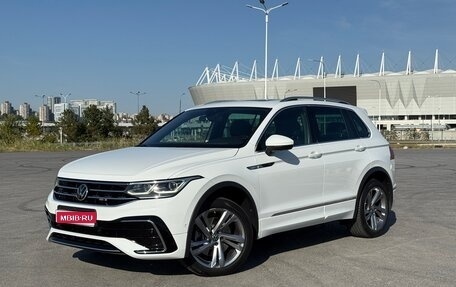 Volkswagen Tiguan II, 2021 год, 3 900 000 рублей, 1 фотография