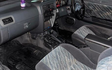 Nissan Terrano II рестайлинг, 1993 год, 450 000 рублей, 5 фотография