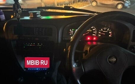 Nissan Terrano II рестайлинг, 1993 год, 450 000 рублей, 2 фотография