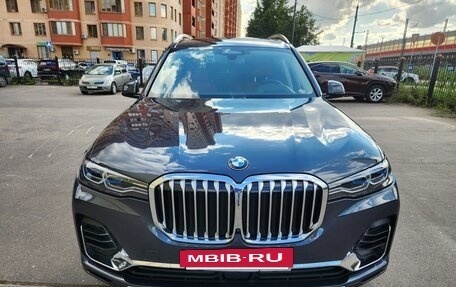 BMW X7, 2022 год, 9 500 000 рублей, 3 фотография