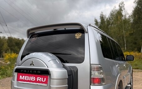 Mitsubishi Pajero IV, 2011 год, 1 950 000 рублей, 7 фотография