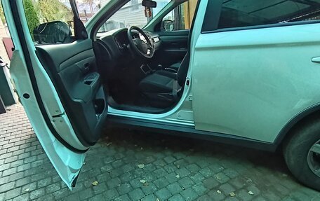 Mitsubishi Outlander III рестайлинг 3, 2014 год, 1 450 000 рублей, 8 фотография
