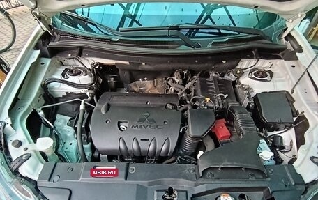Mitsubishi Outlander III рестайлинг 3, 2014 год, 1 450 000 рублей, 2 фотография