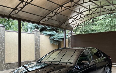 Toyota Camry, 2022 год, 3 130 000 рублей, 7 фотография