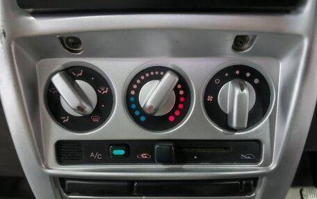 Nissan Cube II, 2002 год, 120 000 рублей, 12 фотография
