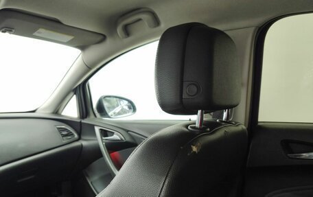 Opel Astra J, 2013 год, 589 000 рублей, 17 фотография