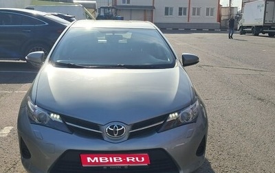 Toyota Auris II, 2014 год, 1 150 000 рублей, 1 фотография