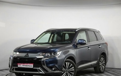 Mitsubishi Outlander III рестайлинг 3, 2019 год, 3 299 000 рублей, 1 фотография