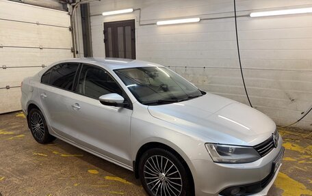 Volkswagen Jetta VI, 2013 год, 950 000 рублей, 18 фотография