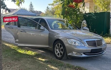 Mercedes-Benz S-Класс, 2007 год, 950 000 рублей, 3 фотография