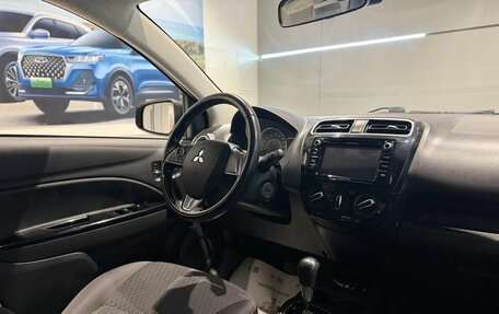 Mitsubishi Space Star II рестайлинг, 2018 год, 900 000 рублей, 16 фотография