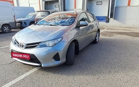 Toyota Auris II, 2014 год, 1 150 000 рублей, 3 фотография