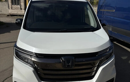 Honda Stepwgn IV, 2019 год, 2 900 000 рублей, 3 фотография