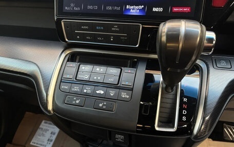 Honda Stepwgn IV, 2019 год, 2 900 000 рублей, 12 фотография