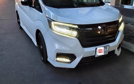 Honda Stepwgn IV, 2019 год, 2 900 000 рублей, 22 фотография
