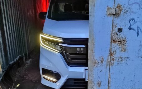 Honda Stepwgn IV, 2019 год, 2 900 000 рублей, 23 фотография