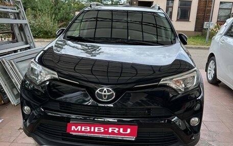 Toyota RAV4, 2017 год, 2 550 000 рублей, 5 фотография