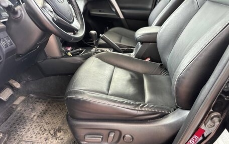 Toyota RAV4, 2017 год, 2 550 000 рублей, 6 фотография