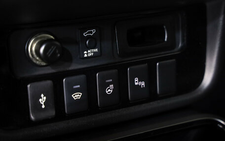 Mitsubishi Outlander III рестайлинг 3, 2019 год, 3 299 000 рублей, 18 фотография