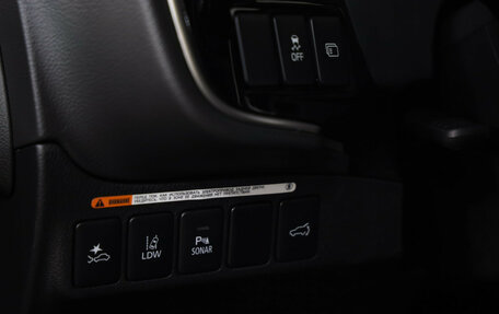 Mitsubishi Outlander III рестайлинг 3, 2019 год, 3 299 000 рублей, 23 фотография