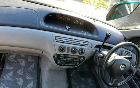 Toyota Vista V30, 2002 год, 635 000 рублей, 8 фотография
