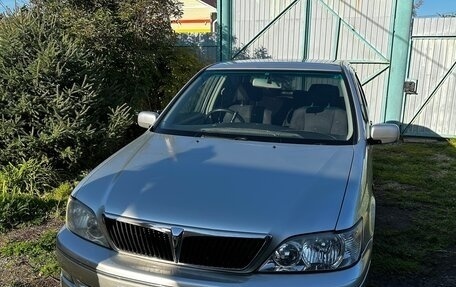 Toyota Vista V30, 2002 год, 635 000 рублей, 2 фотография