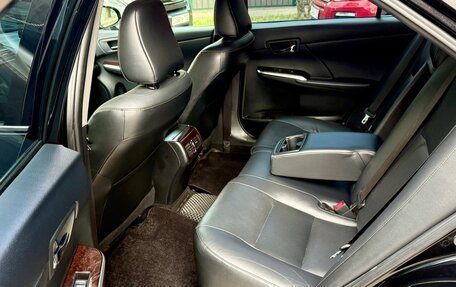 Toyota Camry, 2017 год, 2 400 000 рублей, 6 фотография