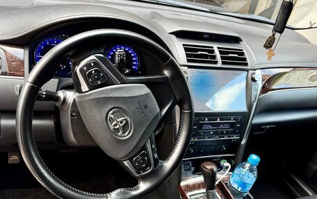 Toyota Camry, 2017 год, 2 400 000 рублей, 7 фотография