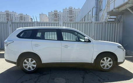 Mitsubishi Outlander III рестайлинг 3, 2012 год, 1 045 000 рублей, 5 фотография