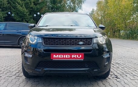 Land Rover Discovery Sport I рестайлинг, 2017 год, 2 500 000 рублей, 3 фотография
