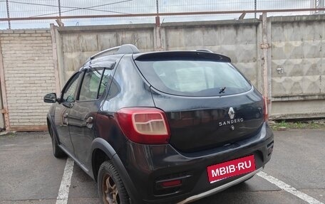 Renault Sandero II рестайлинг, 2015 год, 560 000 рублей, 1 фотография