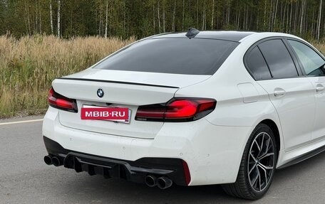 BMW 5 серия, 2021 год, 5 450 000 рублей, 2 фотография