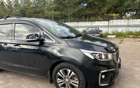 KIA Carnival III, 2019 год, 2 550 000 рублей, 8 фотография