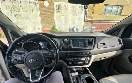 KIA Carnival III, 2019 год, 2 550 000 рублей, 20 фотография